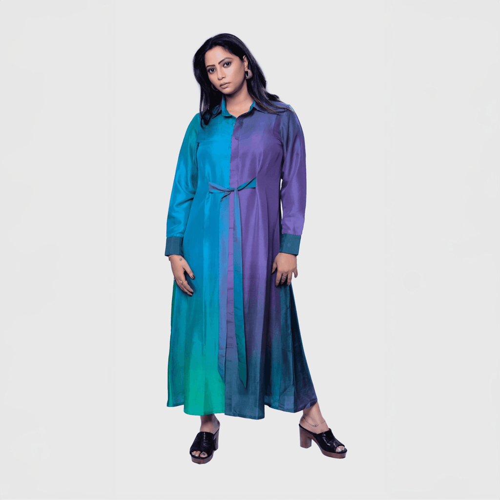 Luxury shaded maxi dress in gradient colors with long sleeves and a belted waist for elegant style